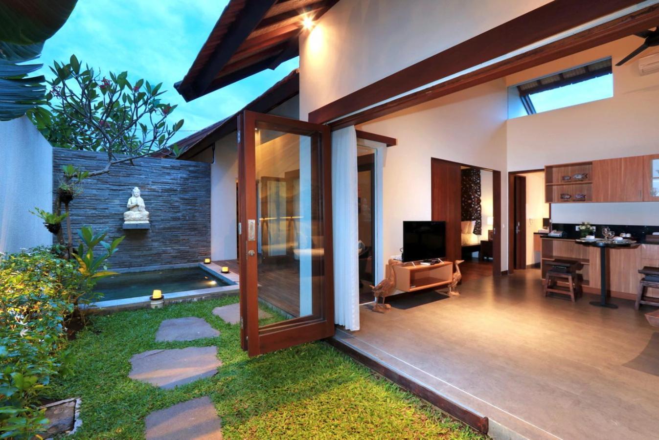 Desa Di Bali Villas Kerobokan  Exterior photo