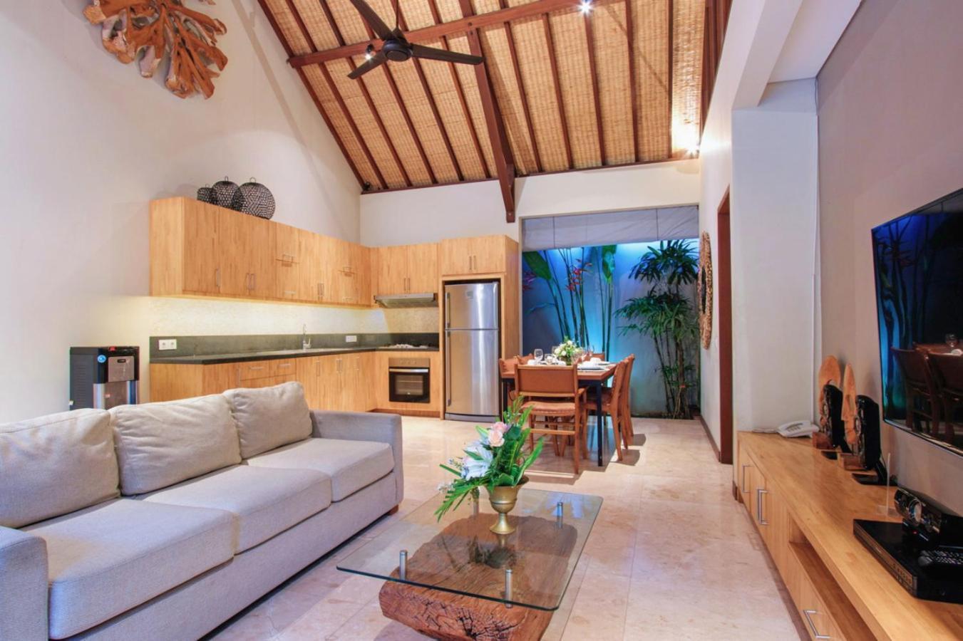 Desa Di Bali Villas Kerobokan  Exterior photo