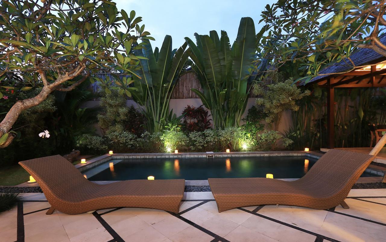 Desa Di Bali Villas Kerobokan  Exterior photo